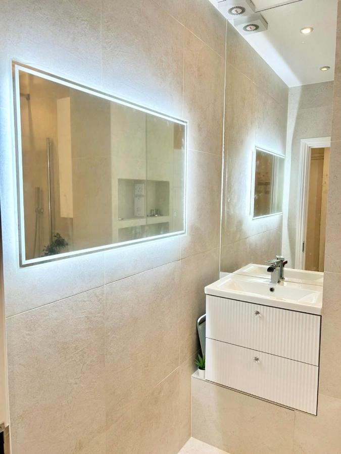 Apartament Charming 2 Beds In Chelsea By Earl'S Court Station Londyn Zewnętrze zdjęcie
